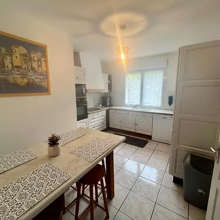 Vakantiehuis Maison 3 Avec Salle D'eau, Piscine