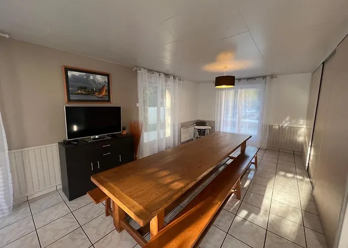 Holiday home Maison 3 Avec Salle D'eau, Piscine